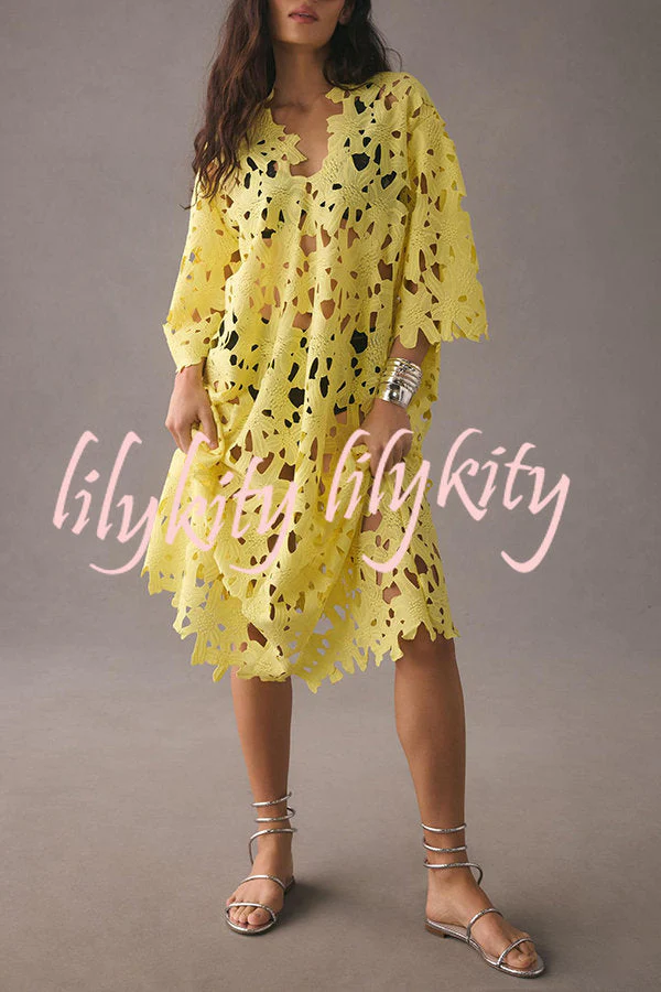 I Belong Here Beach Midikleid met bloemenoogje en kanten cover-up