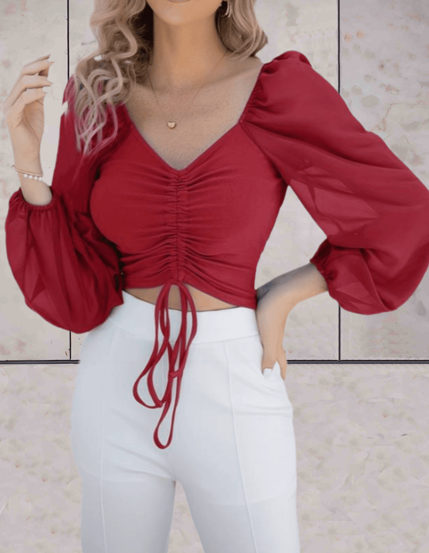 Valentina - Stijlvolle Rode Cropped Kersttop met Pofmouwen